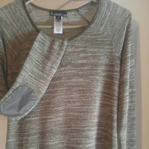 Junior's light sweater